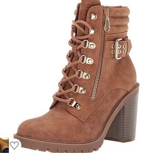 0843 G BY GUESS Jaylee Adorable Combat Boots